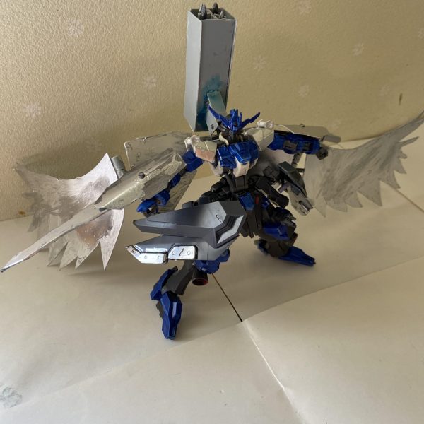 ガンダムヴィダールF シルバーウィング