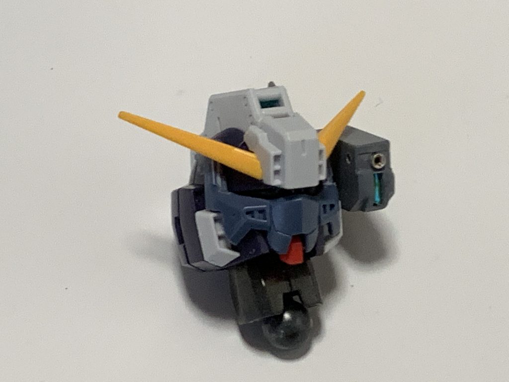 フェイスマスクはヘイズルに合うように結構切りました😅