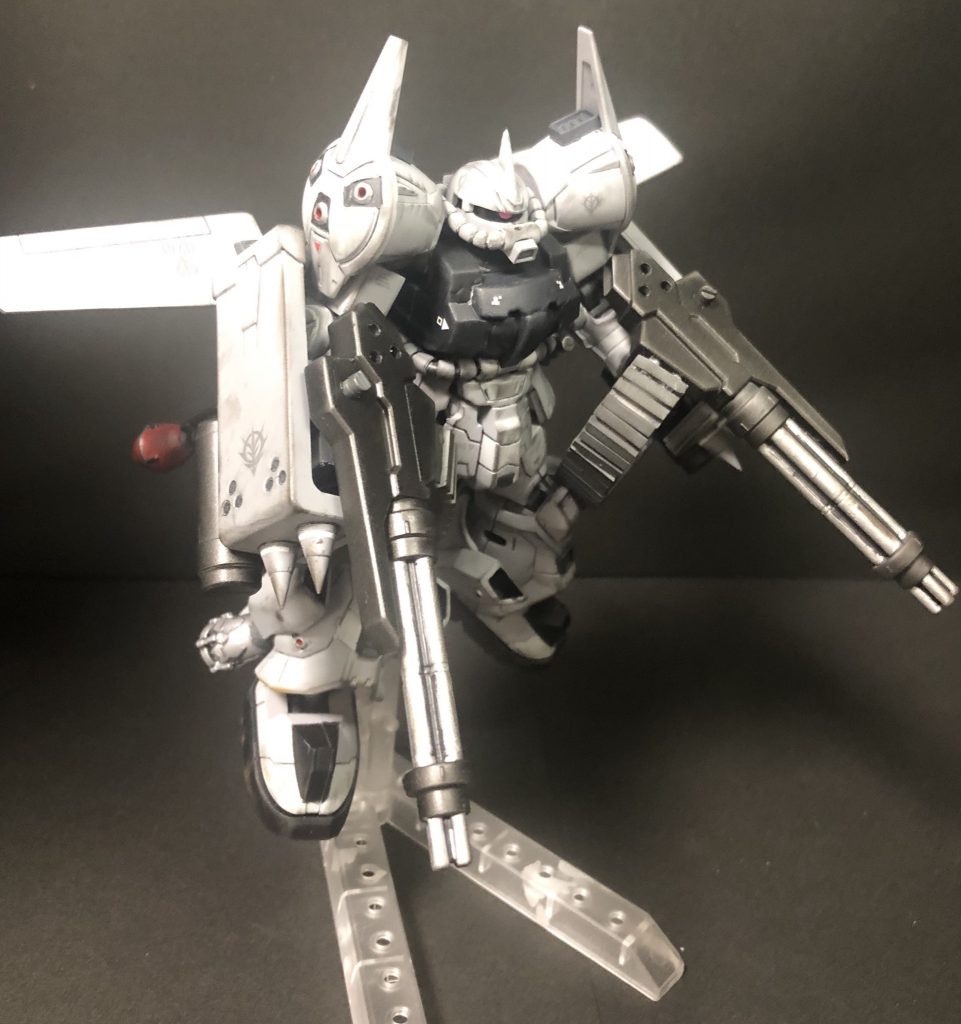 飛行中のイメージ。この重武装で飛べるかはやや疑問ですね。