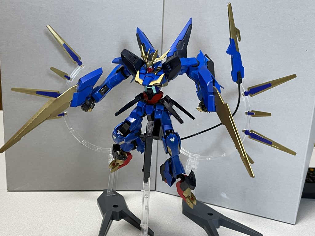 Cファンネルは8基搭載、ブレイドは意外と持てます。