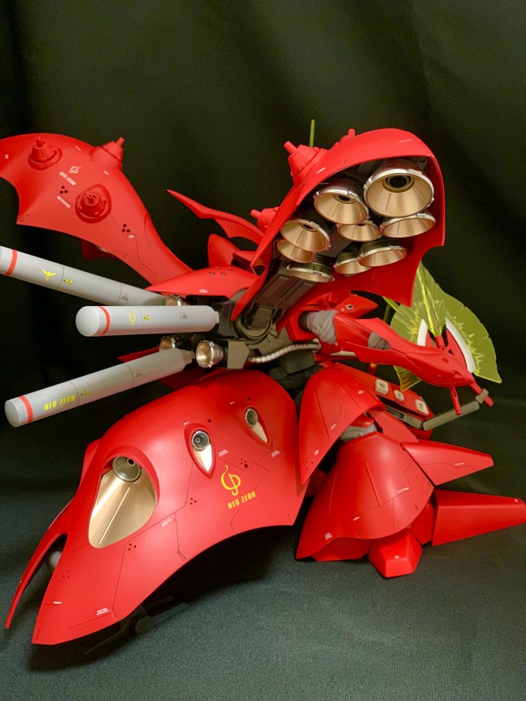 バーニアはカッパーで塗装したら不気味さが消えました。