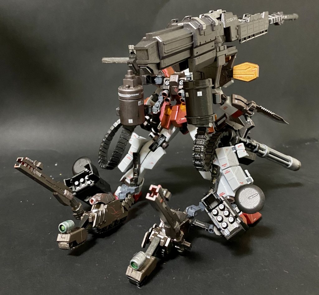 後部にも全弾発射