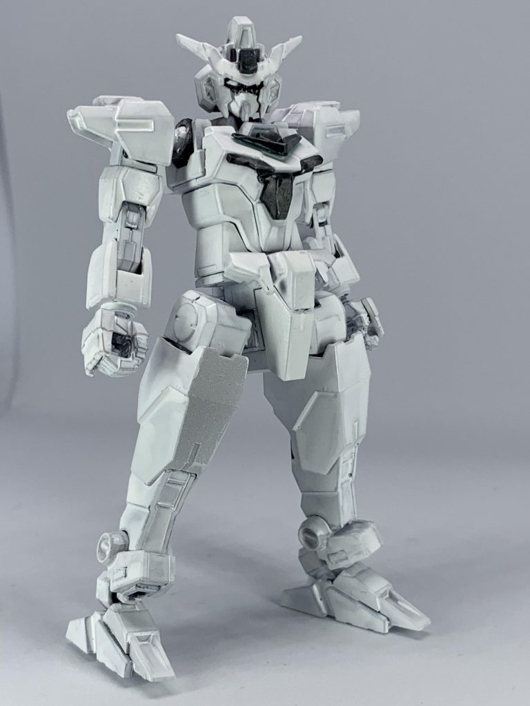 以上、ガンダムクルール・ブランコアでした。筆塗り、不器用さが全面に出てしまったのと関節等まで全部白で塗り尽くしたのはやりすぎ感ありました。思いついてから2日で完成させるという突貫工事っぷりでしたが今後ストーリー仕立てに出来たらなとつくりました。コアガンダムを採用していて且つ「色を探す旅」という事は…?続編は気長に作っていきます。