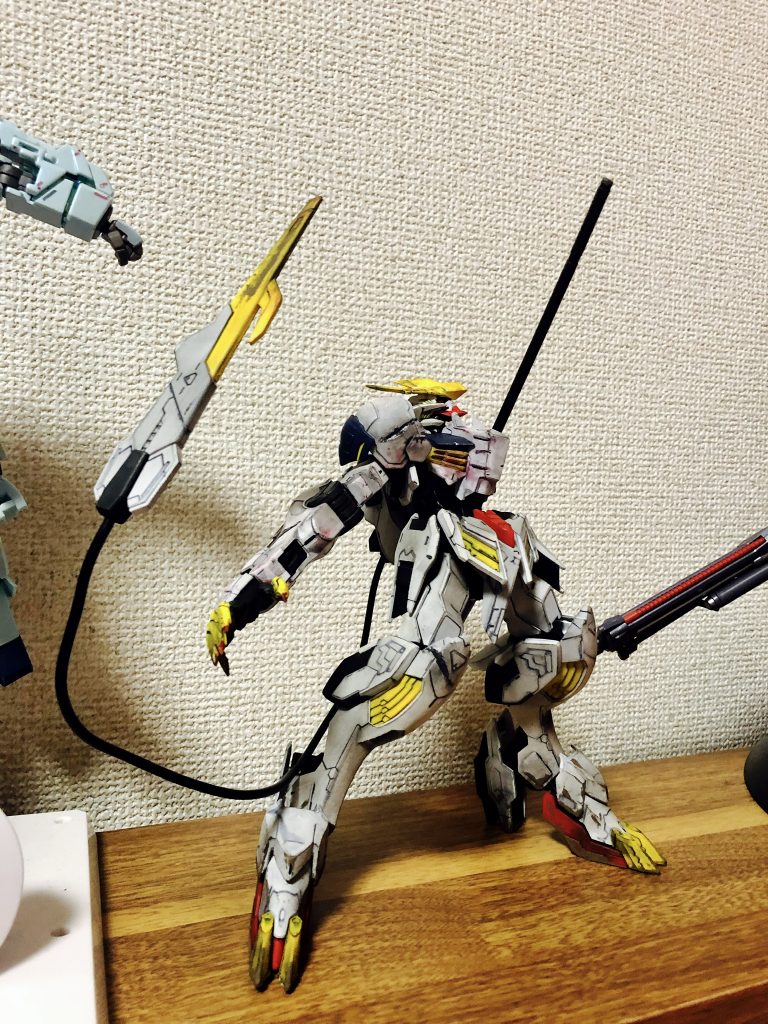 余りパーツでダインスレイヴ刺さったパーツと差し替えできるようにしました刺さってる場所アニメと逆だけど