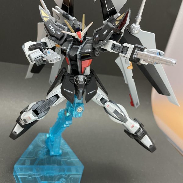 ストライクノワール　GAT-X105E