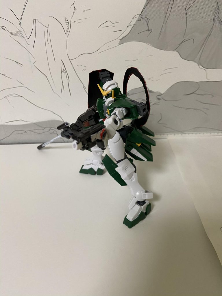 リバースハンドガンビームハンドガンの一種HGデュナメスにはハンドガンが付属してないがおそらくダイバーが作成したものハンドガンモードからソードモードに変形が可能。