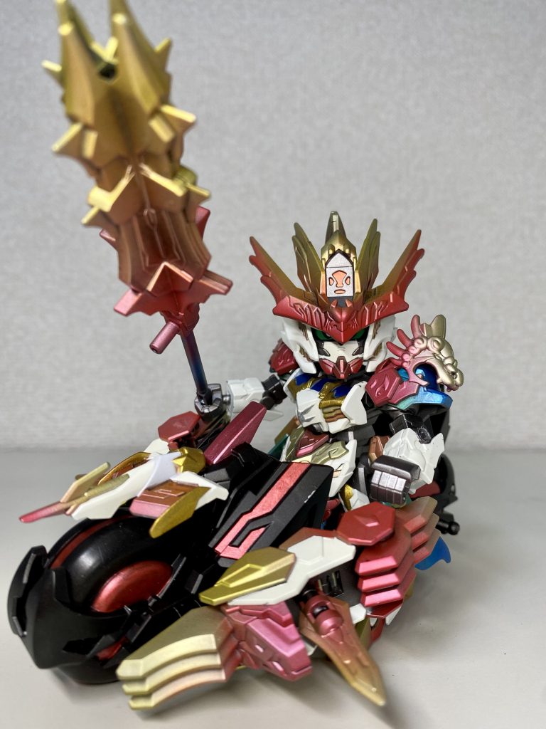 バイクのメタレッド部分は筆塗りで手こずりました。正直塗りむらあるのですが・・・よしとしました!