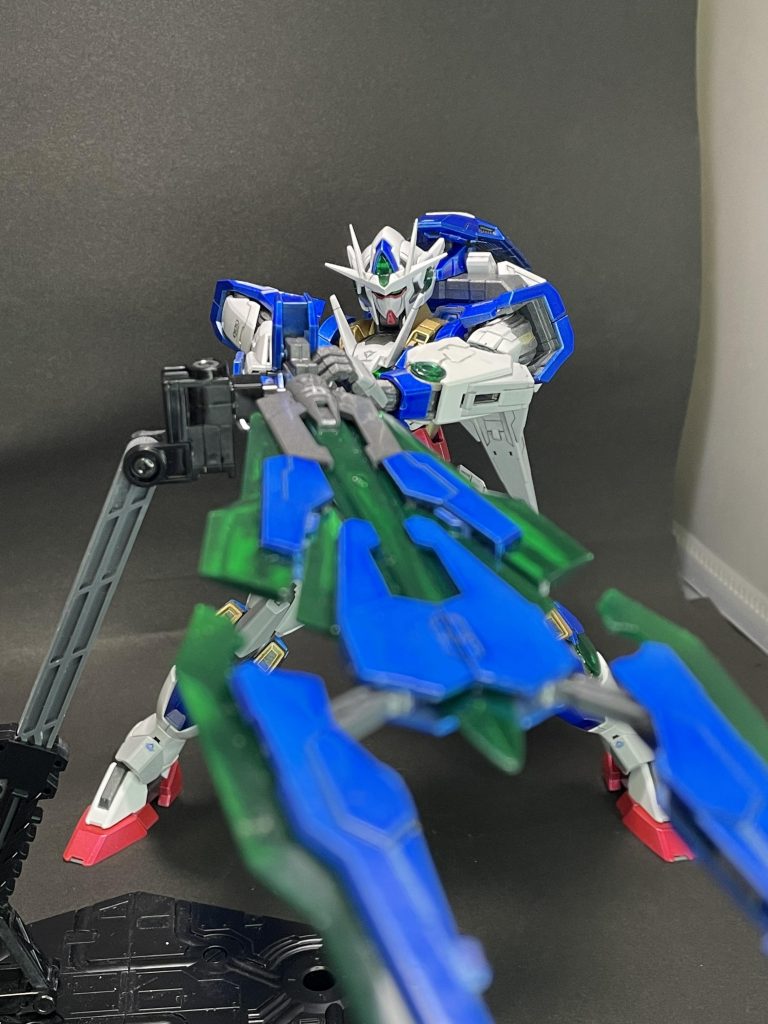 射撃形態はさすがに無理でしたので台座を使いました。