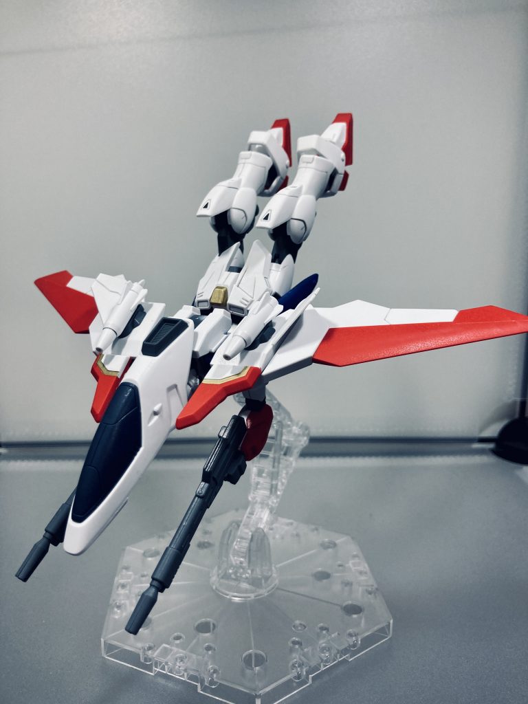 ファイターモード。変形機構は同じなのですんなり変形できました。