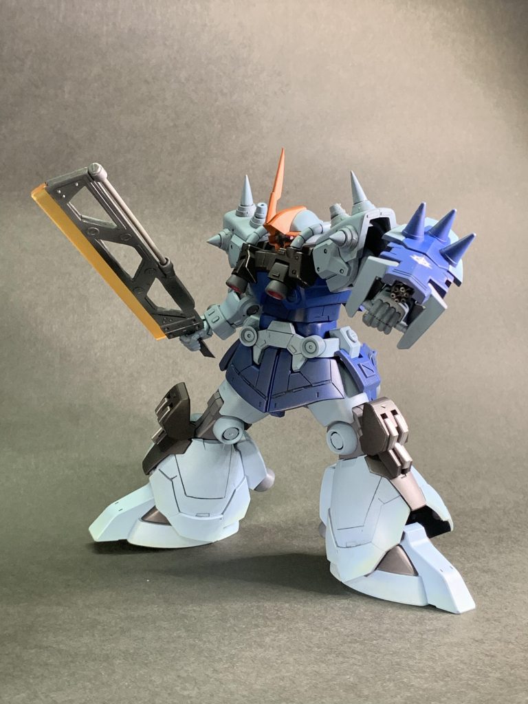 ドムR35の欠点は関節がゆるっゆるなのでかなり補強がいることですが、それ以外は非常にいいキットだと思います！初めてまともにスジボリしたり、ディテールアップに力を入れたんでスキルアップにつながる作品になりました♪