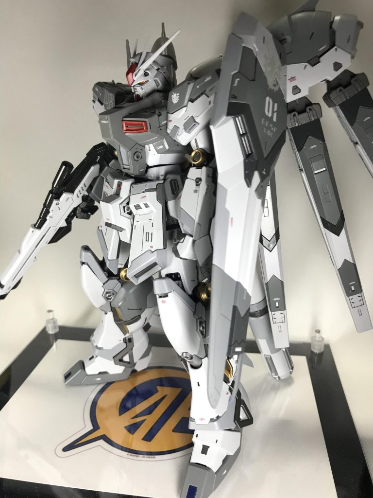 Hi-νガンダム–2枚目/制作者：SIMA