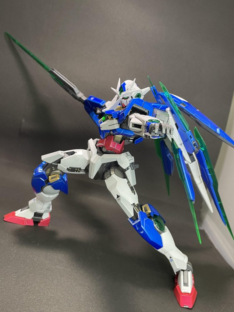 ビットをバインダーに戻し、射出時のポーズ。