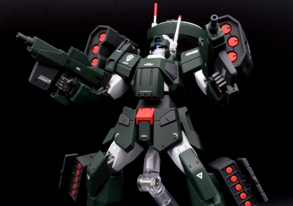 アクションポーズその２。