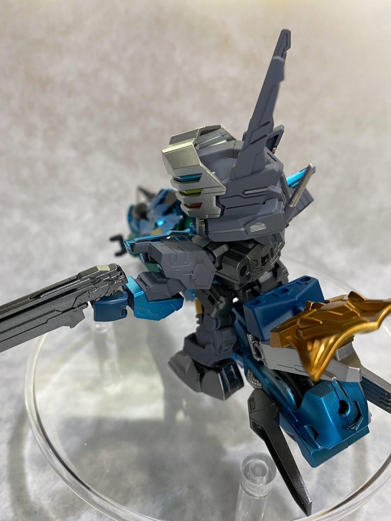 目に限界がきたので塗り分けはそこそこにしました。