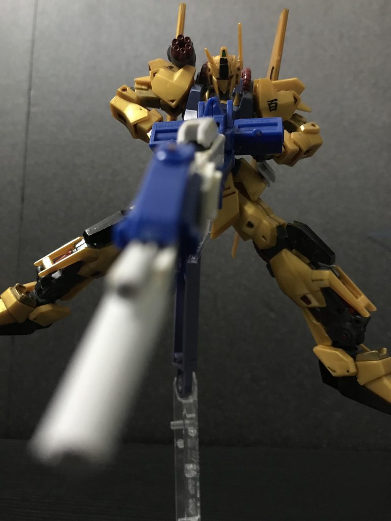 ハイパーメガバズーカランチャーです！（日本刀は？）