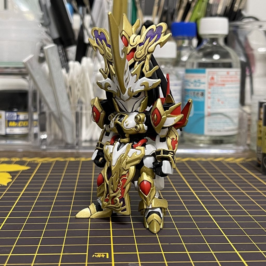 説明書を参考に塗装しています！SDWHより少し塗り分けが少ない感じでしょうか。