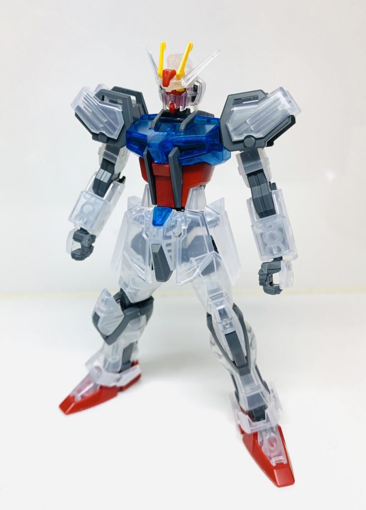 せっかくバンダイさんがクリアで作ってくださたので色塗り前状態も。ガンダムシードはまだ見たことないのでそのうち見てみたいですね♪