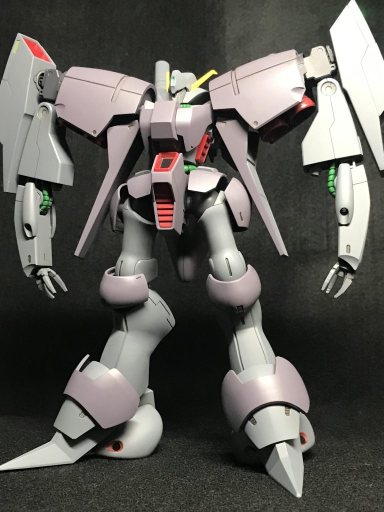 Zガンダム  永遠のフォウに登場するバイアランです。塗装がまだの状態で出撃したアレです。