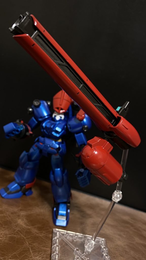 　何処からともなく飛んで来るアハツェン砲は、