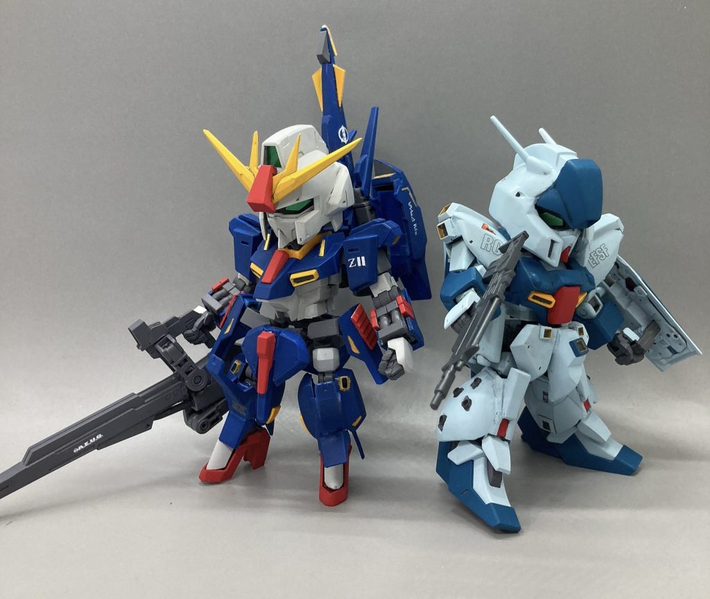 同時期に完成したΖⅡとツーショット