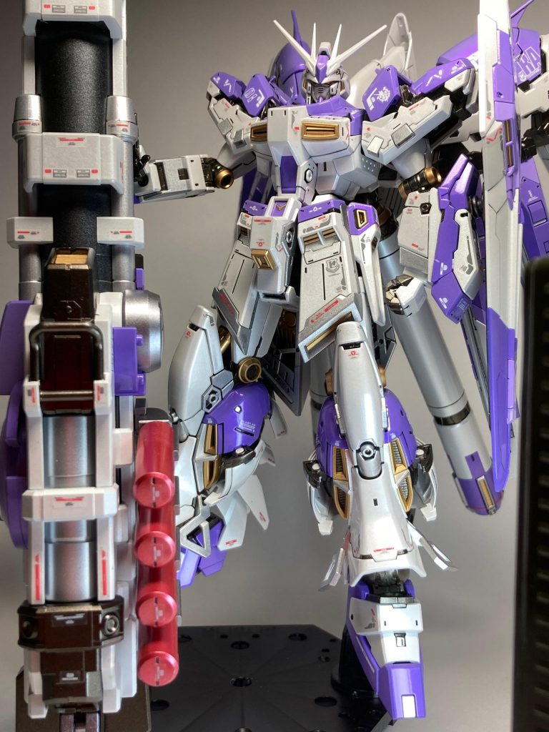 RG Hi-νガンダム パール仕上げ–4枚目/制作者：初音ザク