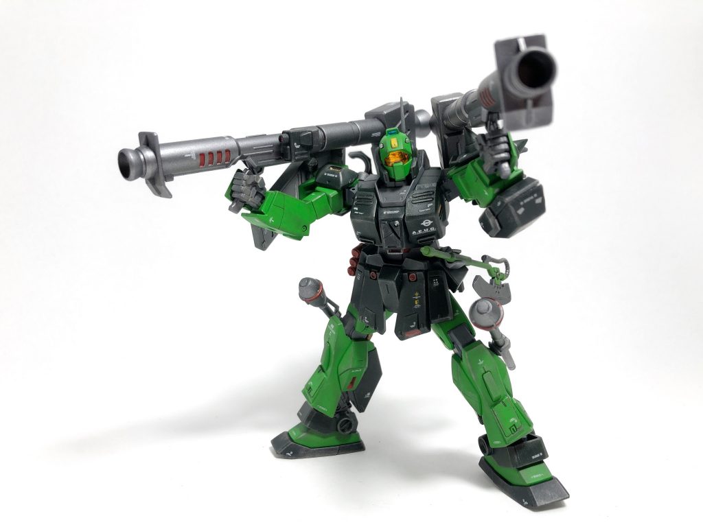 ◆ジャイアント・バズⅡ◆大型の実体弾を発射する大型火器。統合整備計画のMSであるリック・ドムⅡ、ケンプファーと同等の物。