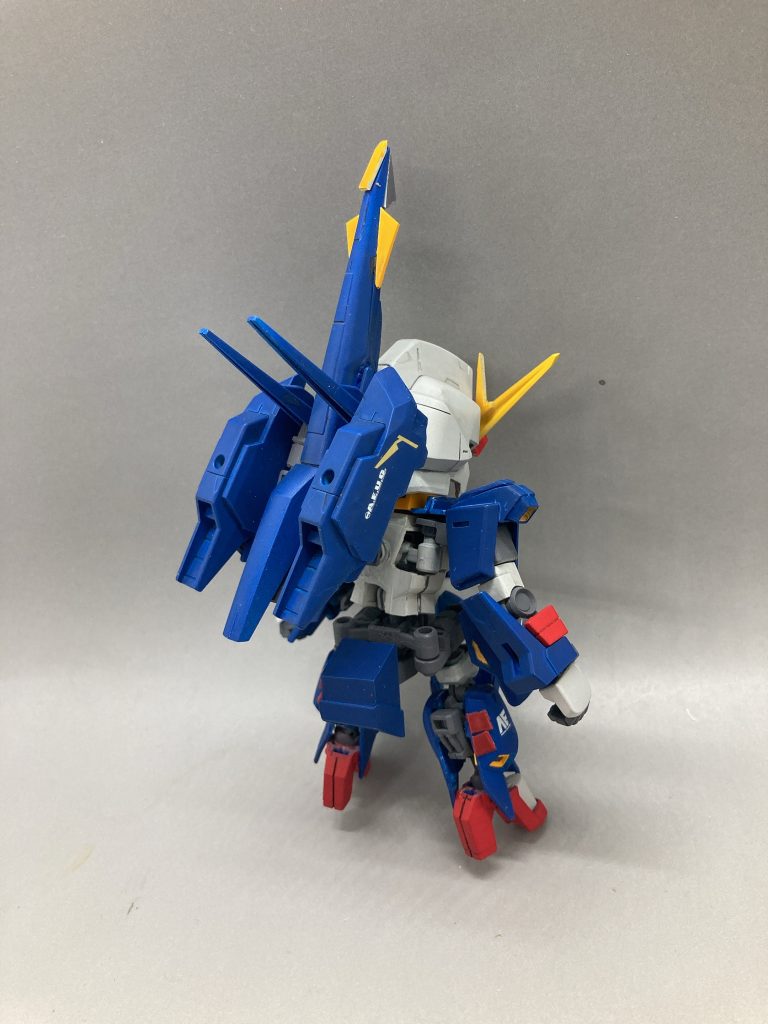 バックショット。フレームが組み込まれているのがわかると思います。