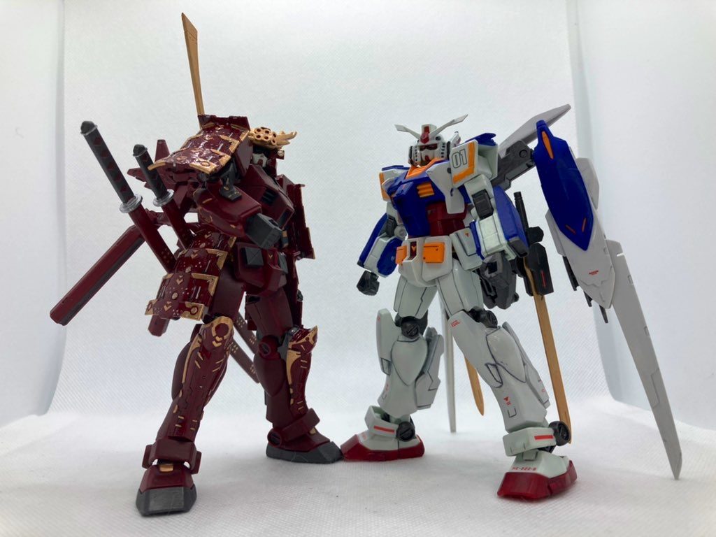 旦那の作ったガンダムとも記念にパシャリ!!!!!