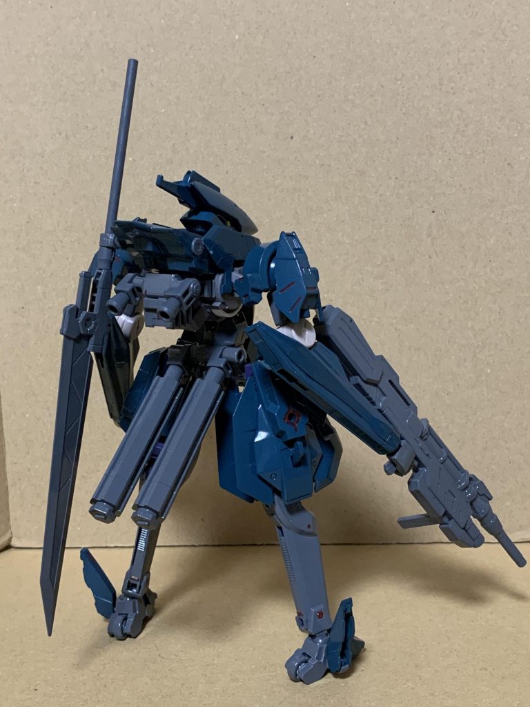 機装兵ヴァローナ–4枚目/制作者：T.K(てぃ〜け〜)