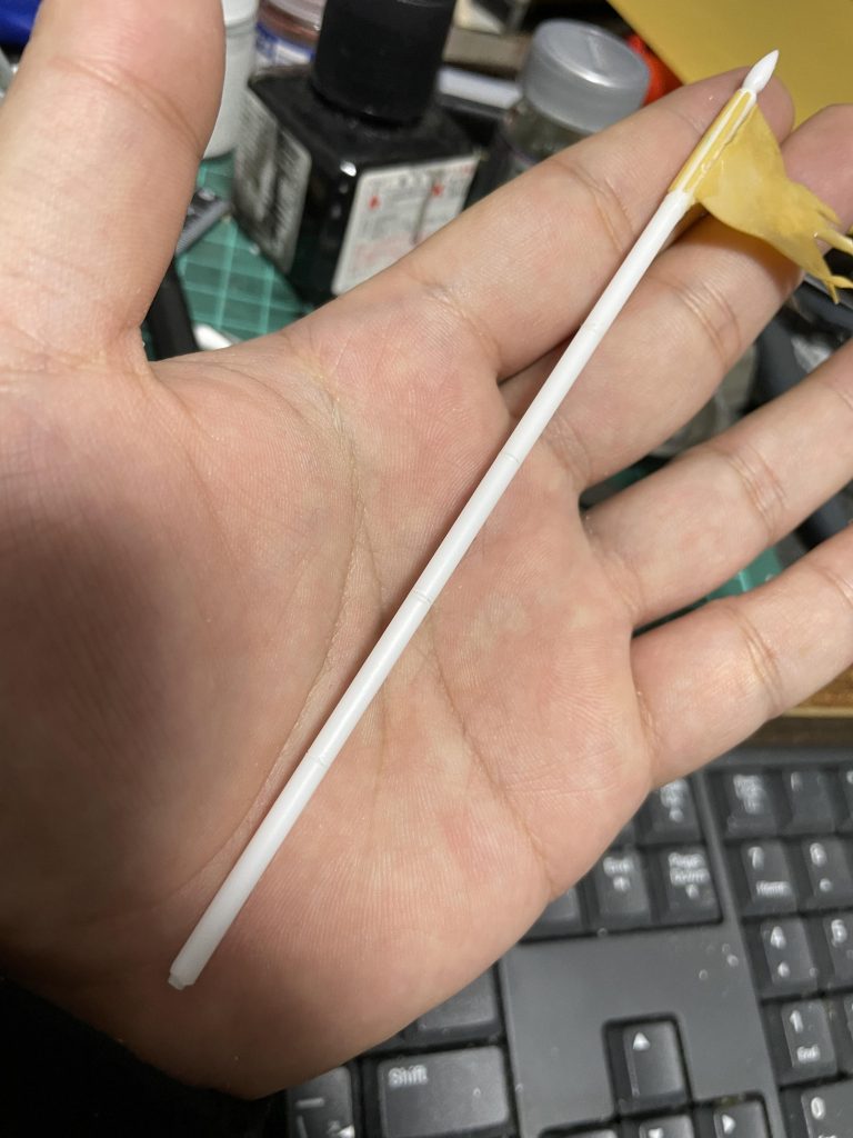 フェイロンフラッグの作成画像、プラ棒から削り出して、プラ板を貼り付けて作成。