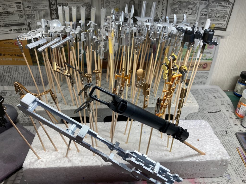 パーツ数は多く塗装にはかなりの時間がかかりました