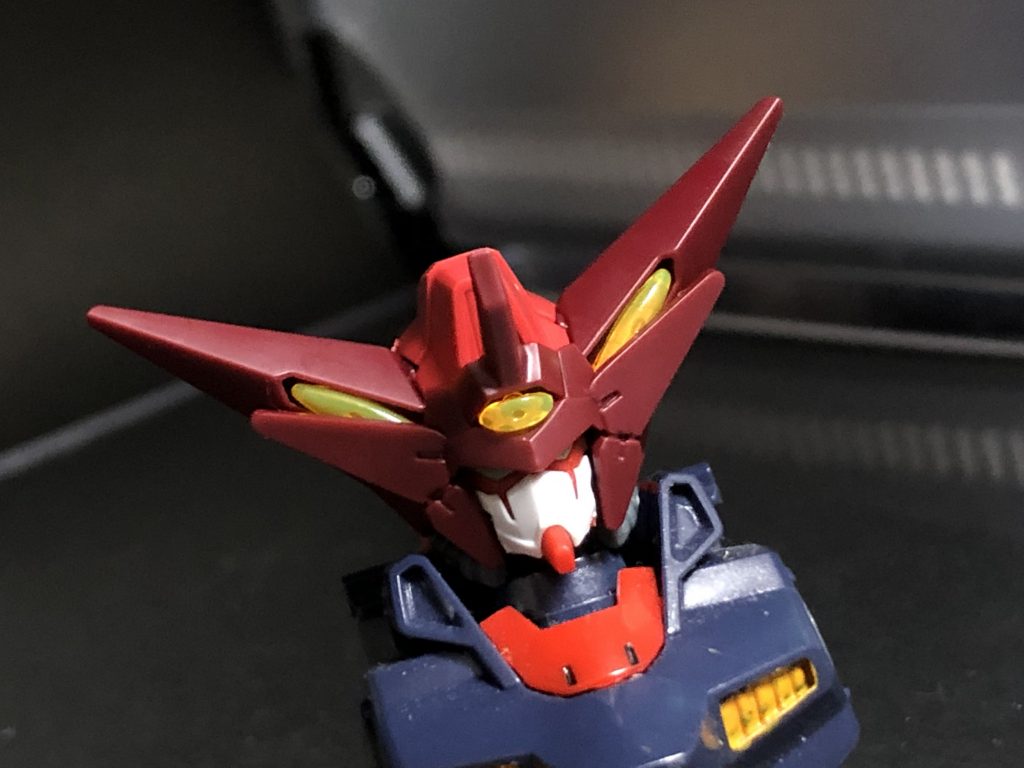 制作初期デスティニーの頭部内部は意外とすんなりミキシング出来ました。こっから胴体どうするかとか悩みましたね…