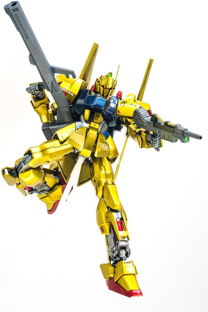 組み立て説明書掲載の作例を参考にしたアクションシーンです。