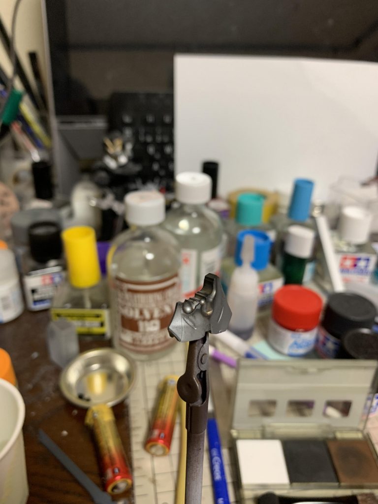 破損部分は汚し処理をしてみました。