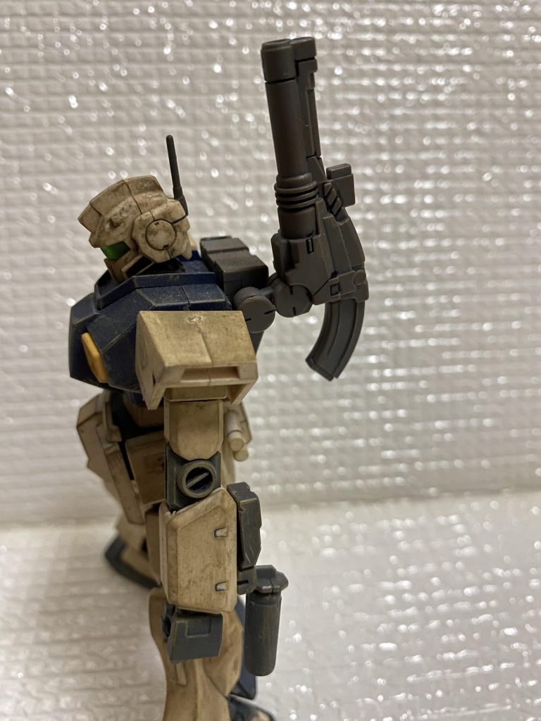 汚し塗装にはウェザリングマスターを使い砂漠戦を意識した汚しにしました