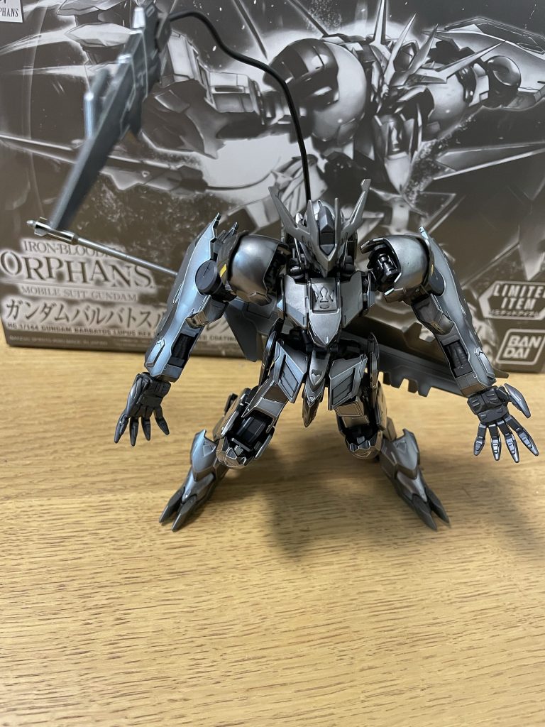 色塗り前の素組み。ガンメタルの色味に惚れて買ったキットなので彩色にかなり抵抗感がありました。