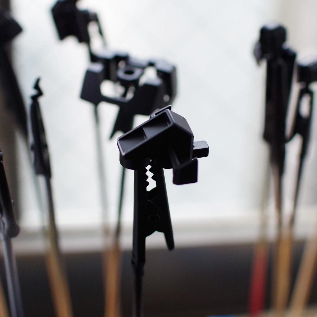 黒下地で塗装しました。