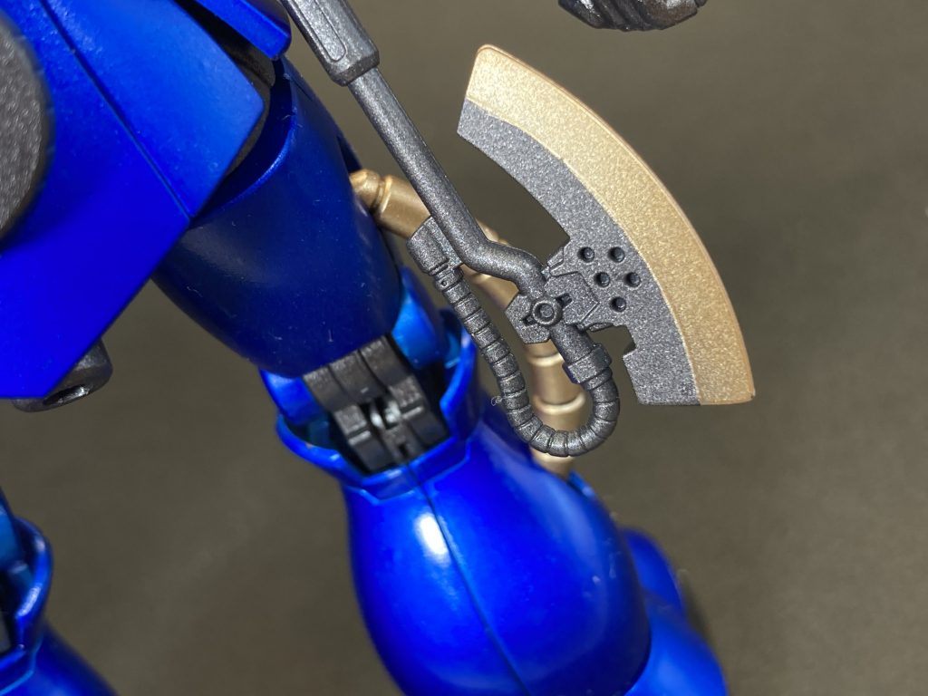 ヒートロッドは塗り分けをしました。高級感が出るような刃先をゴールドで仕上げています。