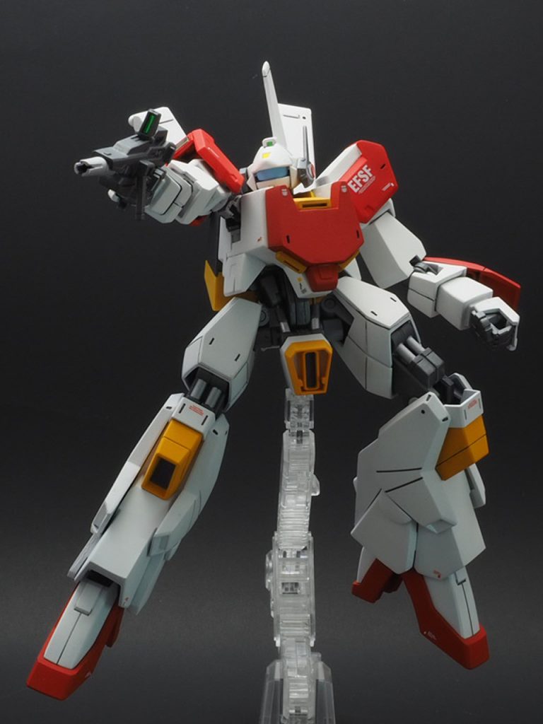 ビームライフル専用の武器が無かったので、バージムと同時進行で制作していたガンダムMk-Ⅱから拝借しました。