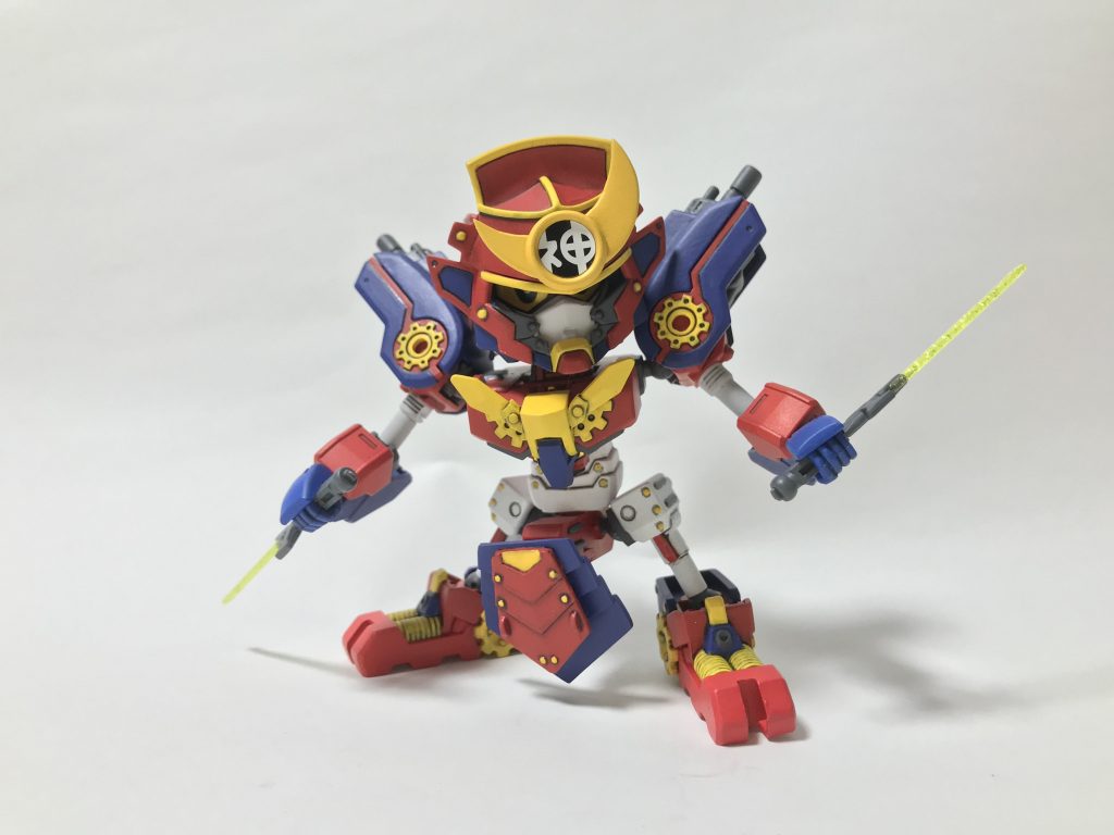 武器は二本の釵(上弦)と(下弦)