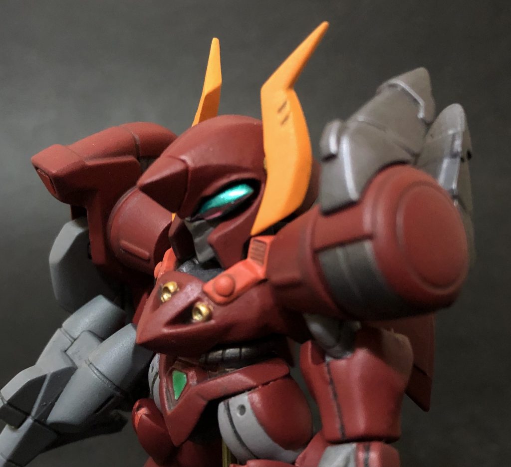 複眼はラッカーとエナメルで塗り分け