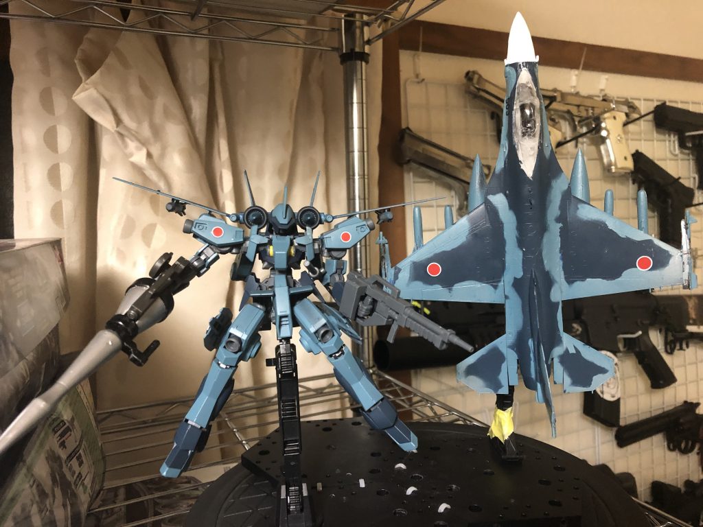 空自F-2をイメージしたカラーリングです