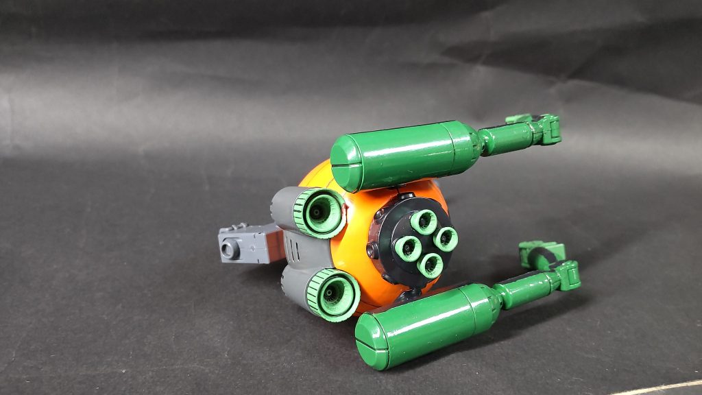 底部今回は新水性ホビーカラーによる筆塗りとエナメルスミ入れです。コートとかはしてません。各部はキャノン基部はヘタバックパックはカバンアームを繋ぐ部分、底部は襟腕はジャージ手首は手袋をそれぞれイメージしたカラーリングです。