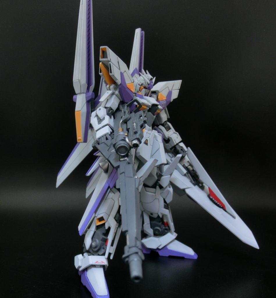 ライフルも上段にスコープパーツを付け加えてます。