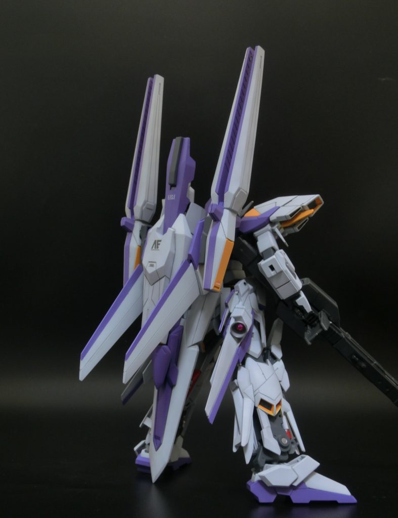 背面に盾を装着