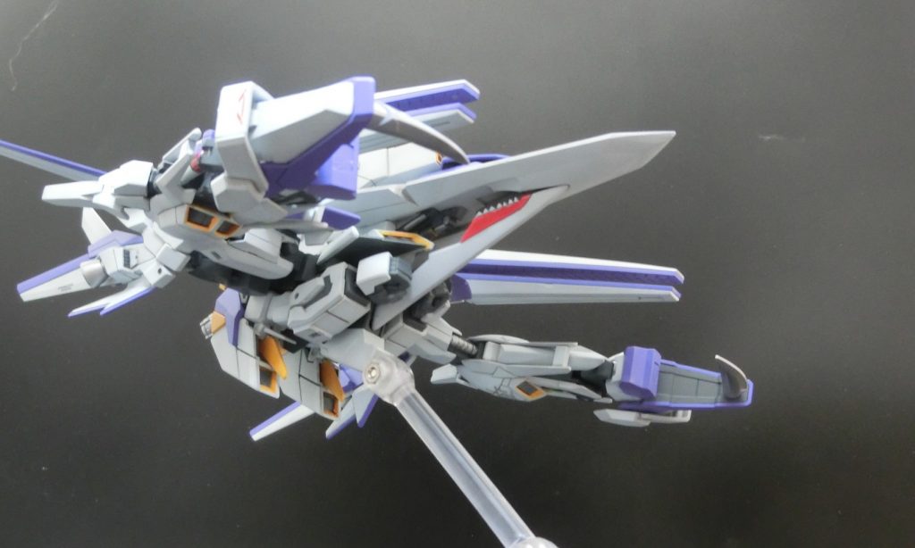 下部からのショット。