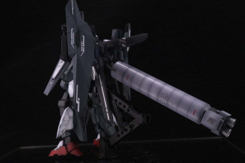 プラペラントタンクつけられます。バランス難しい。↓装備各種。