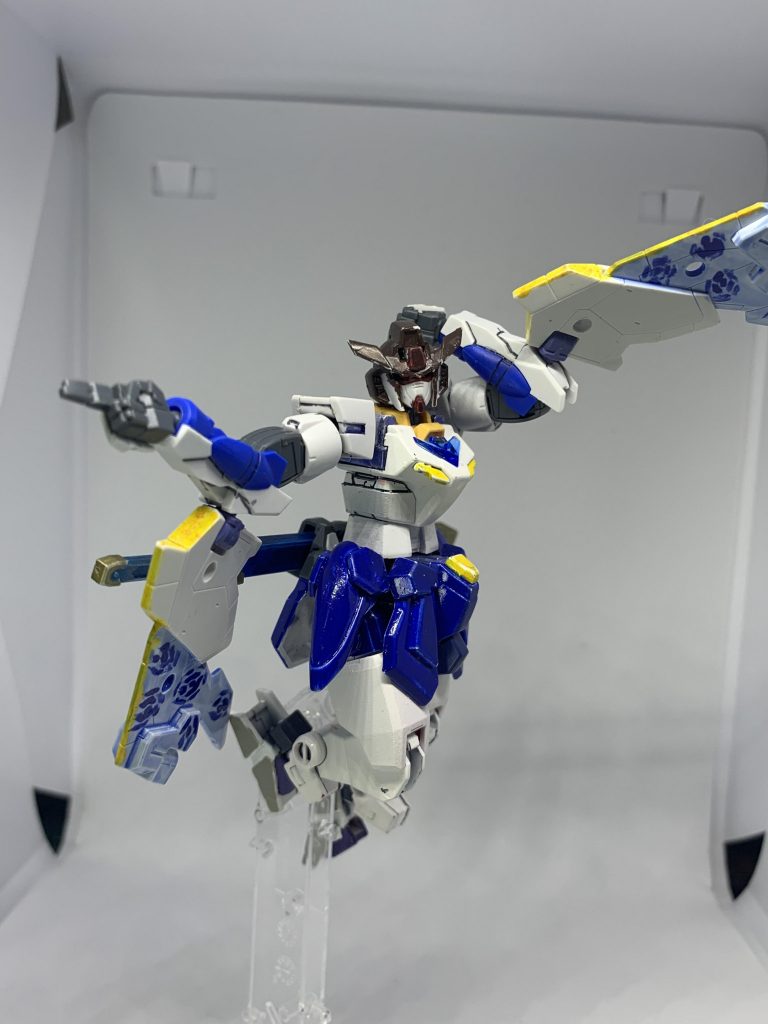 最後に元ネタポーズで。閲覧ありがとうございました。次は完全オリジナルとか作りたいですね。