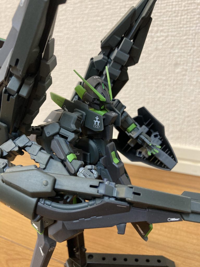 何個も作りたくなる、クセになる独特のフォルムが素敵です。ご覧いただきありがとうございました。