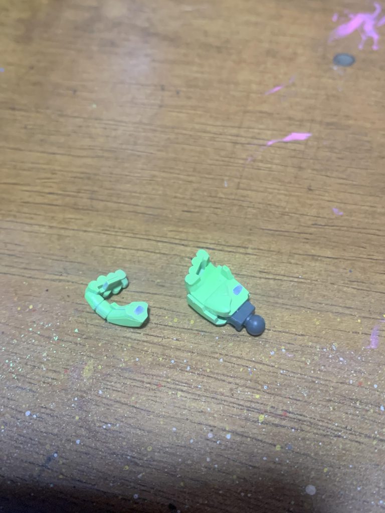 こちらは接着しました。